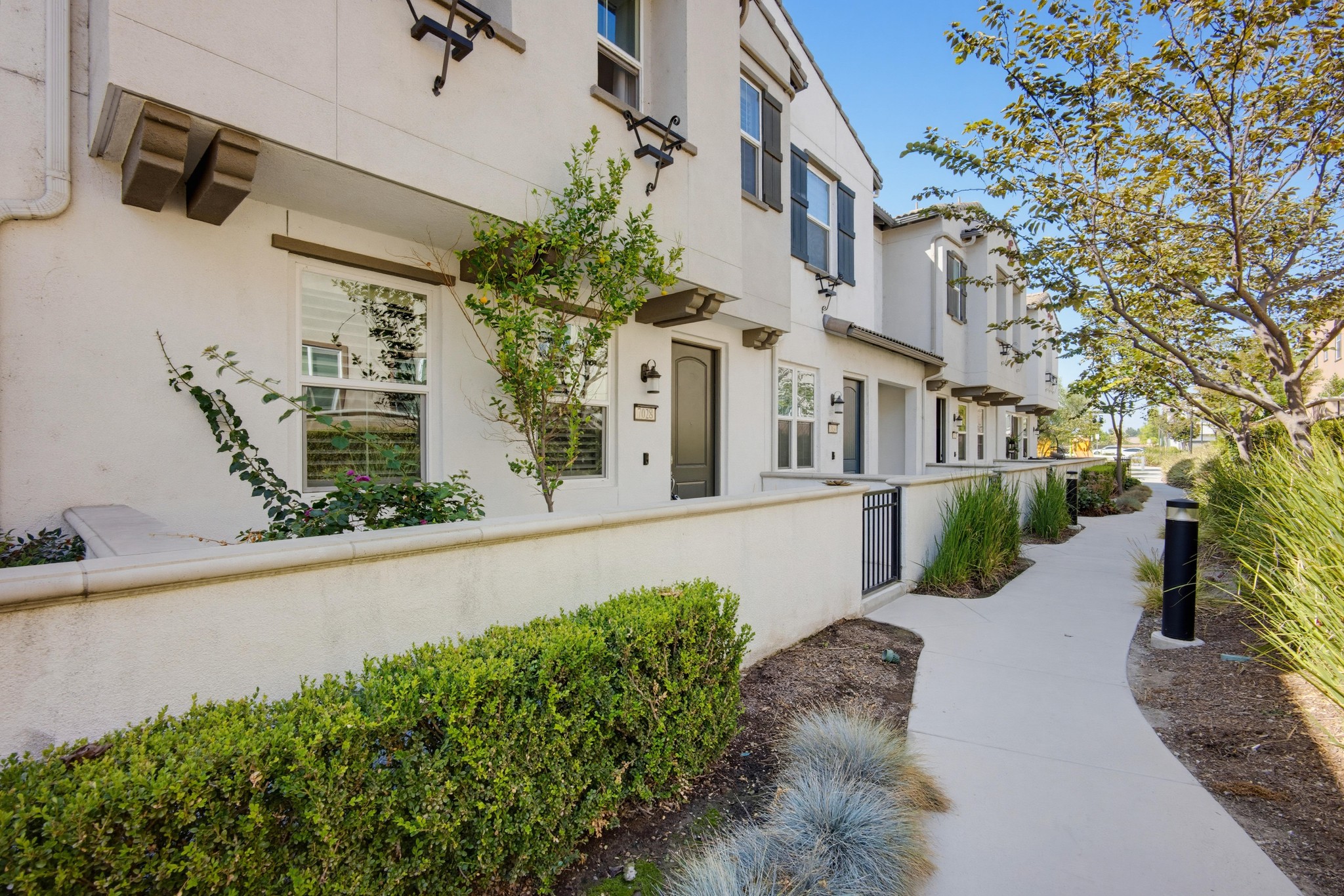 Virtual tour photo 3 of 46 for 7028 Montecito Ln