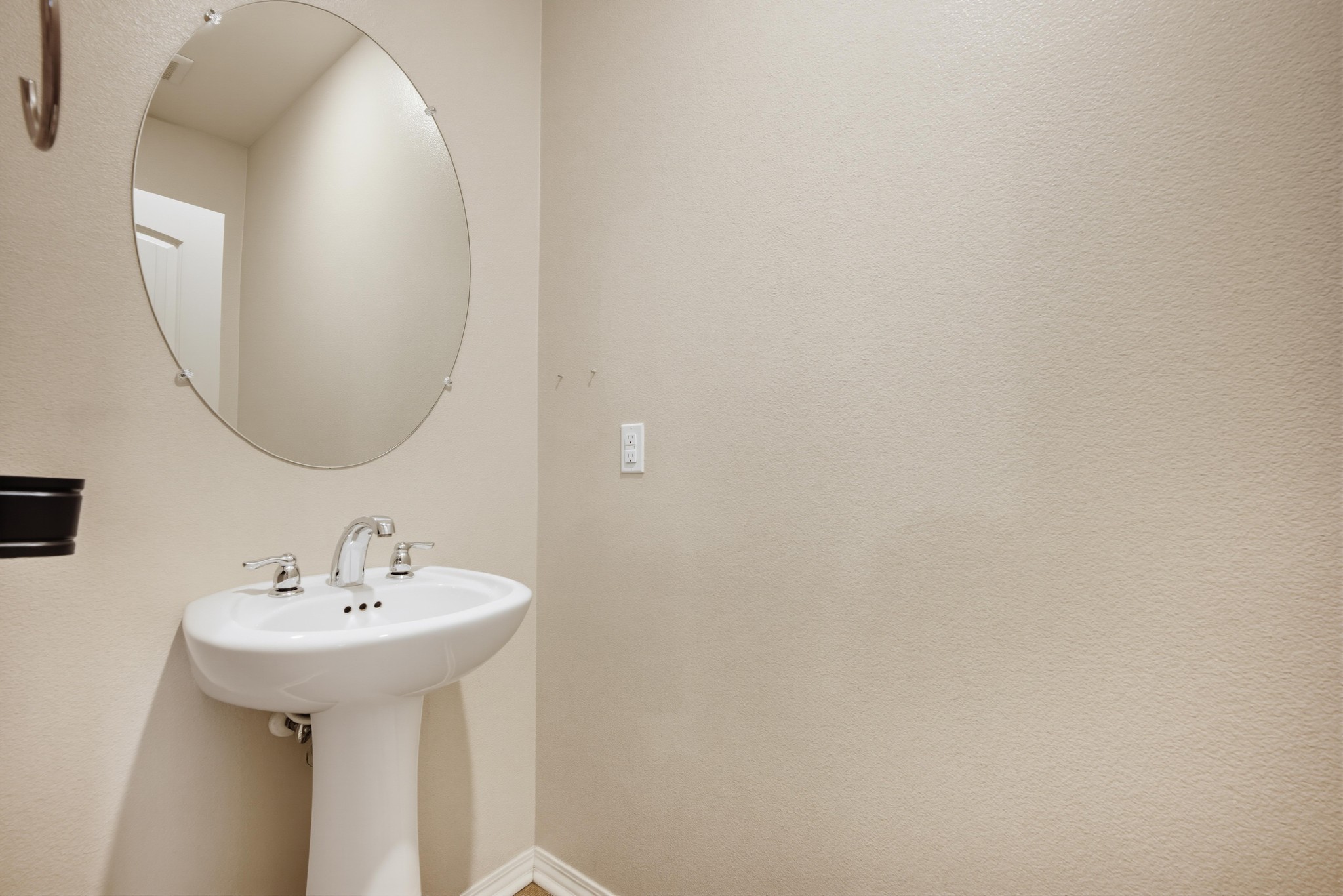 Virtual tour photo 16 of 46 for 7028 Montecito Ln