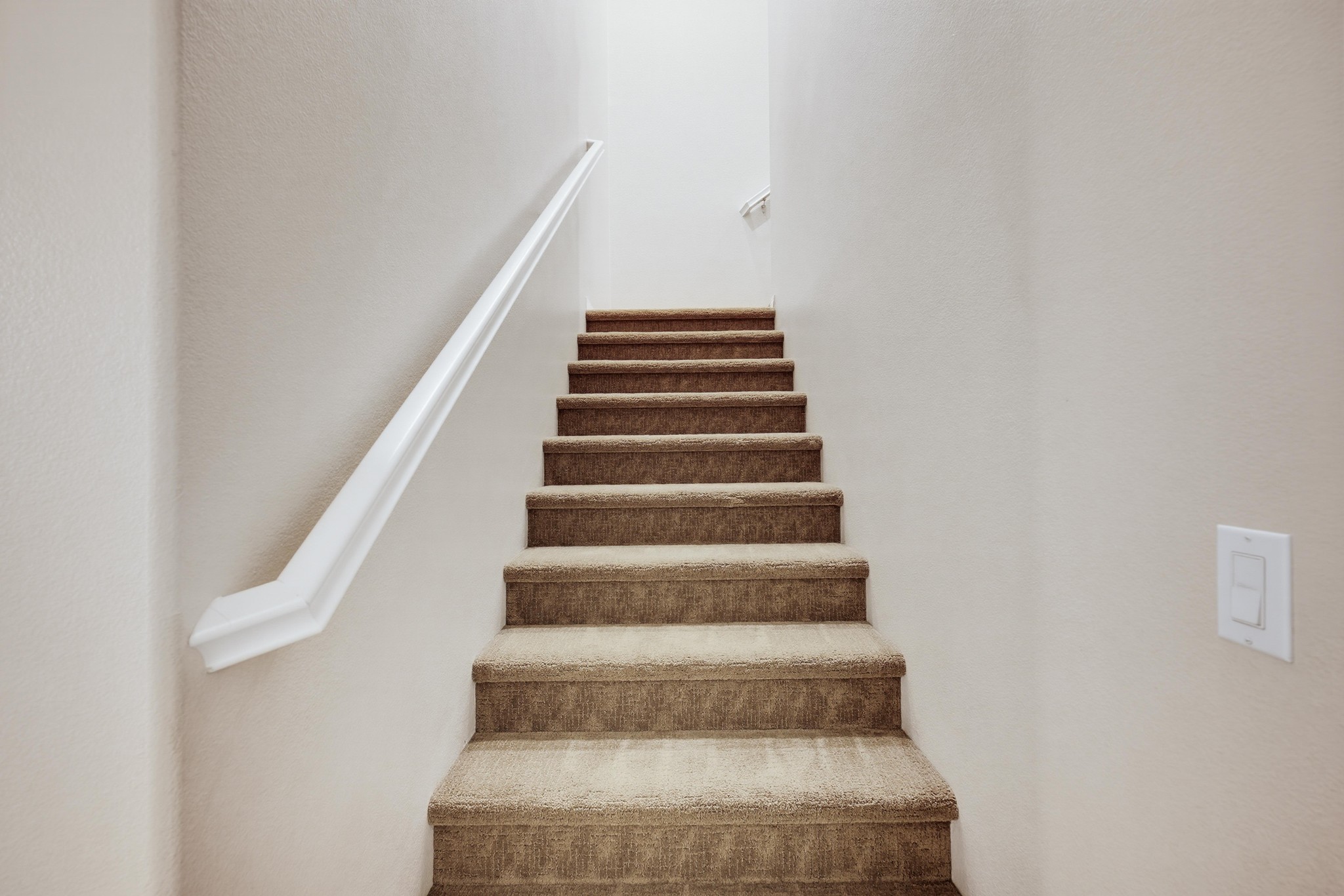 Virtual tour photo 17 of 46 for 7028 Montecito Ln