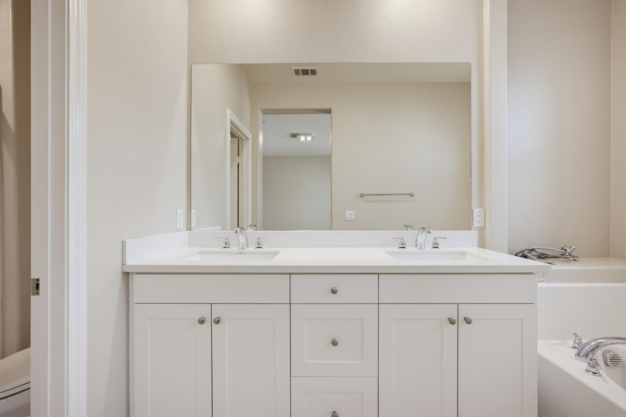 Virtual tour photo 29 of 46 for 7028 Montecito Ln