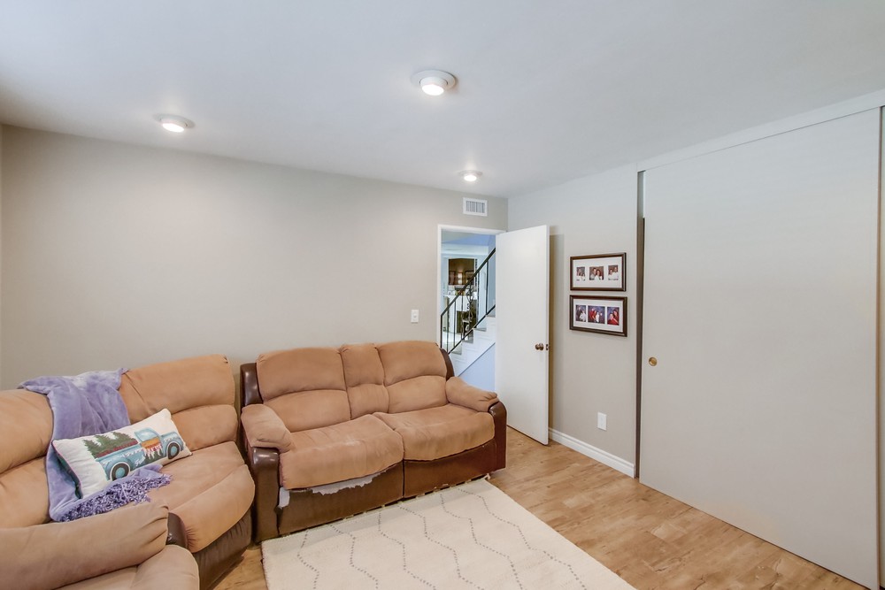 Virtual tour photo 17 of 49 for 7038 Everglades Ave