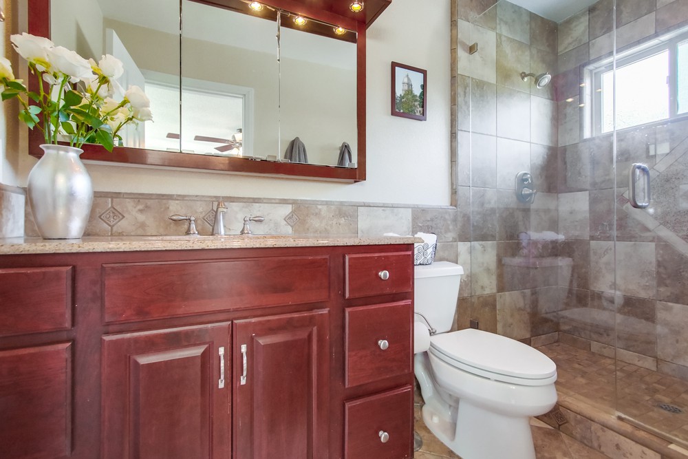 Virtual tour photo 25 of 49 for 7038 Everglades Ave