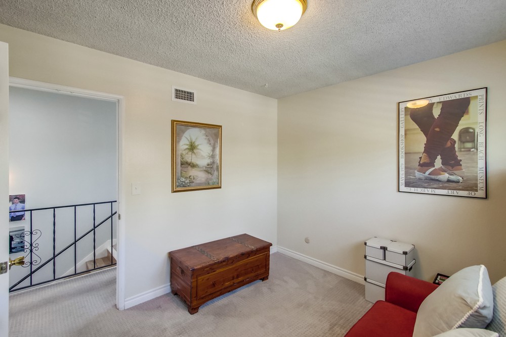Virtual tour photo 31 of 49 for 7038 Everglades Ave