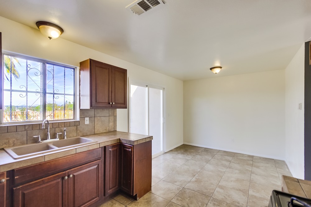 Virtual tour photo 11 of 30 for 7038 Tuther Way