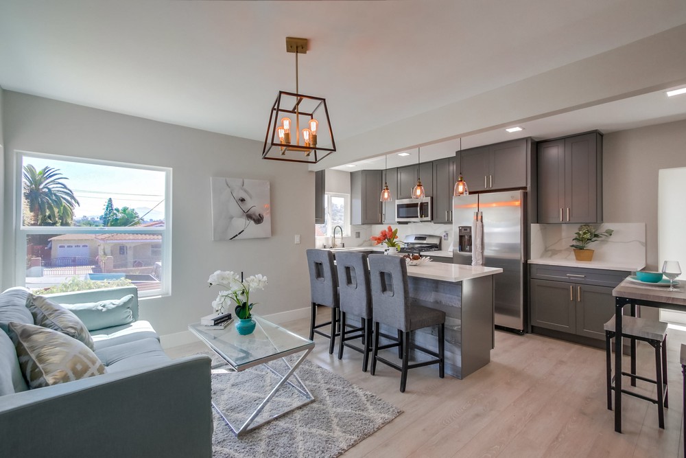 Virtual tour photo 4 of 25 for 704 Iona Dr