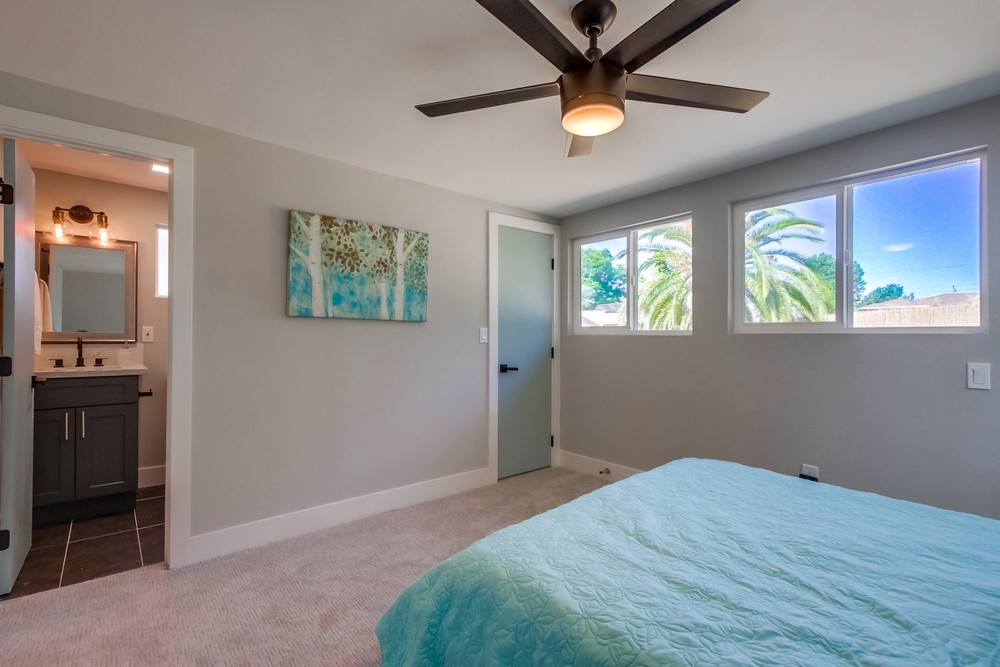 Virtual tour photo 11 of 25 for 704 Iona Dr