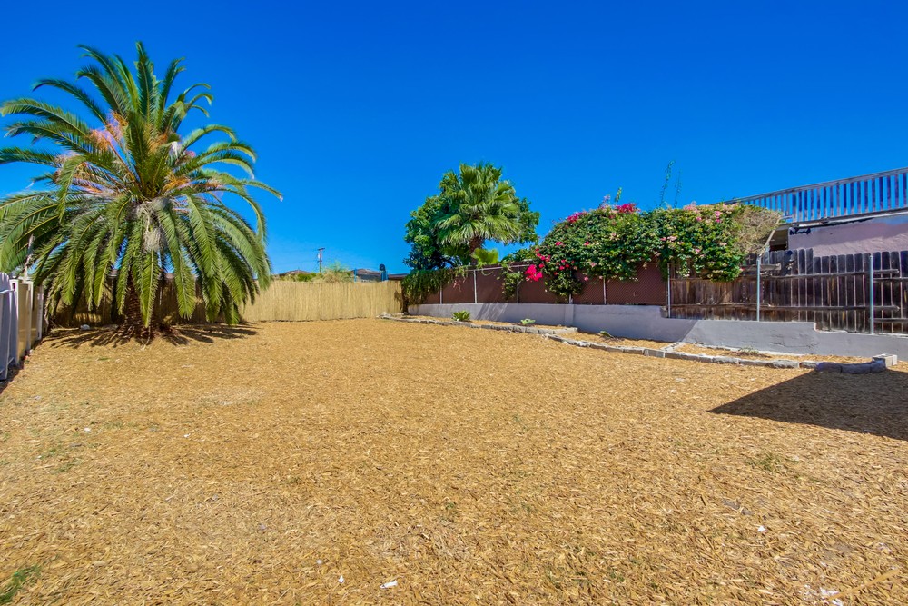 Virtual tour photo 22 of 25 for 704 Iona Dr