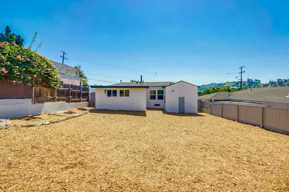 Virtual tour photo 25 of 25 for 704 Iona Dr