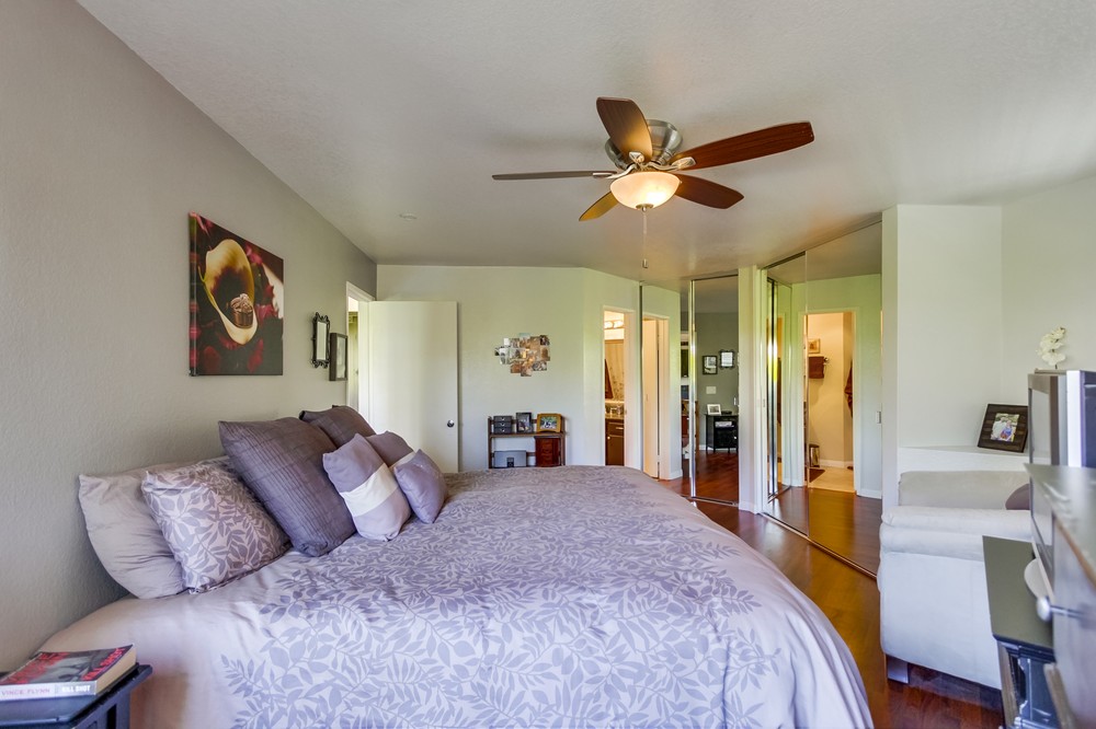 Virtual tour photo 17 of 35 for 7043 Camino Degrazia #200