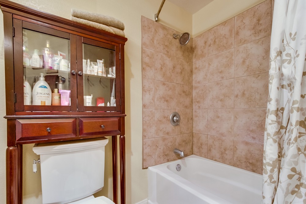 Virtual tour photo 19 of 35 for 7043 Camino Degrazia #200