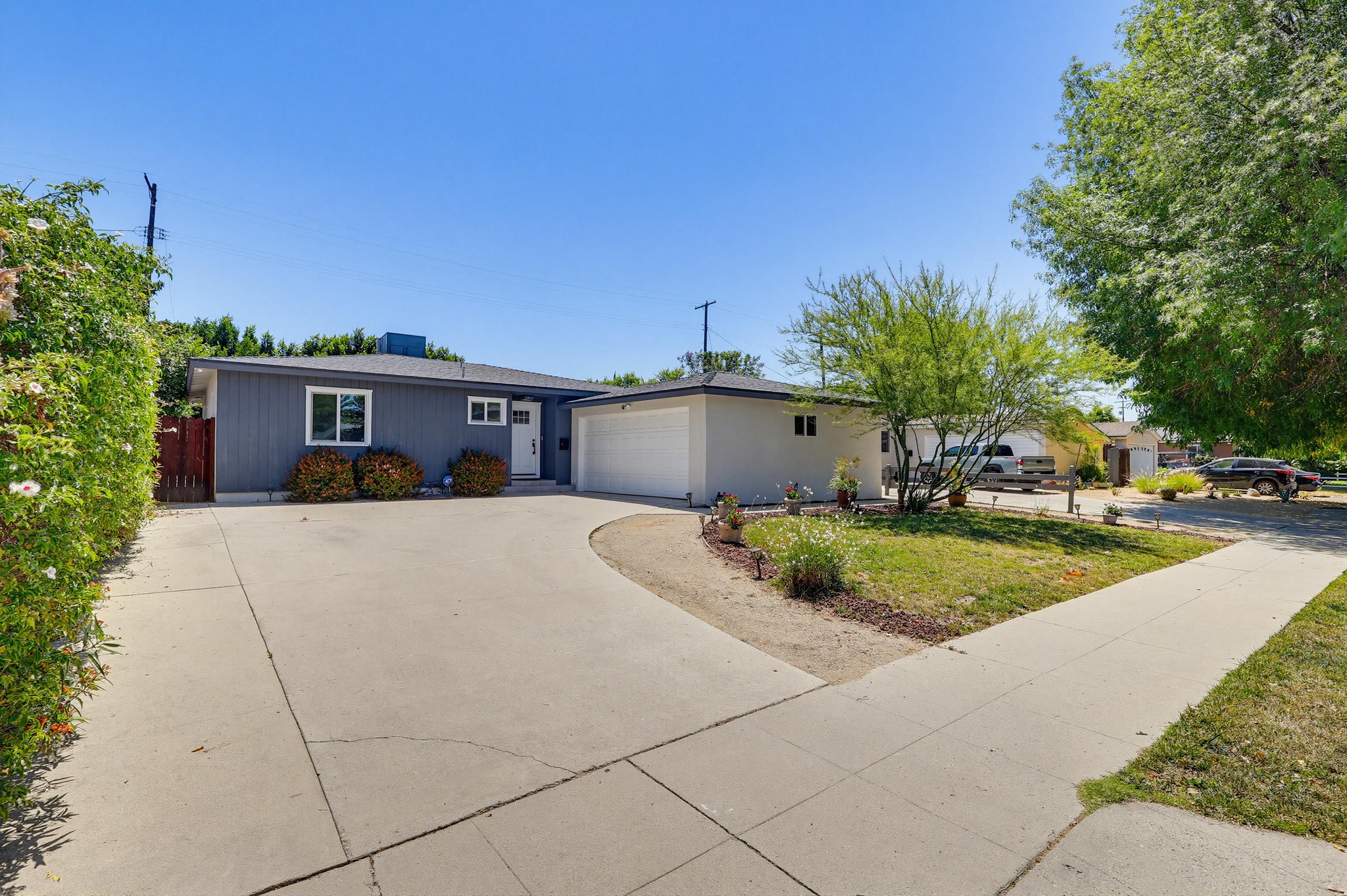 Virtual tour photo 1 of 67 for 7058 Fullbright Ave