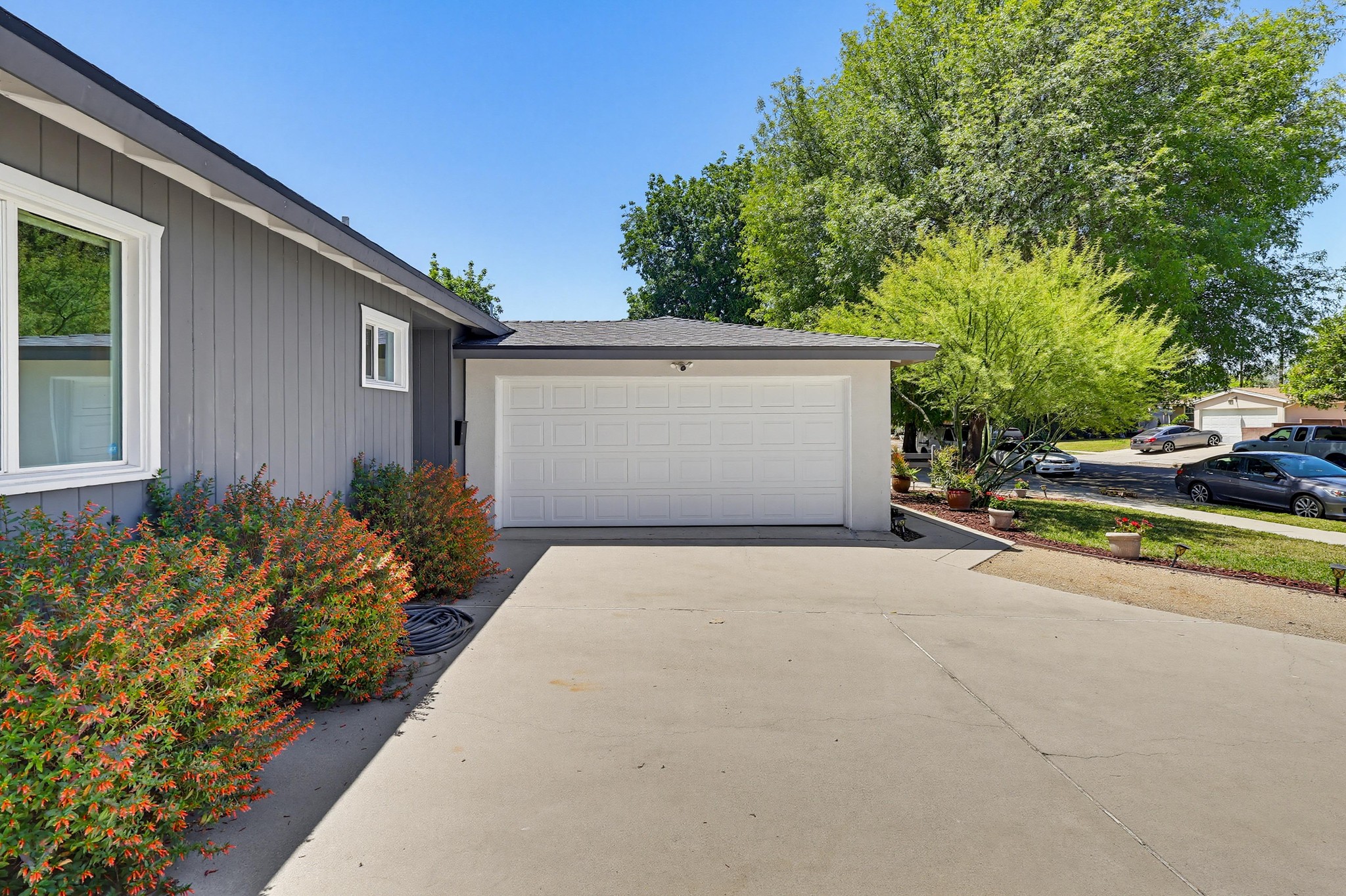 Virtual tour photo 7 of 67 for 7058 Fullbright Ave