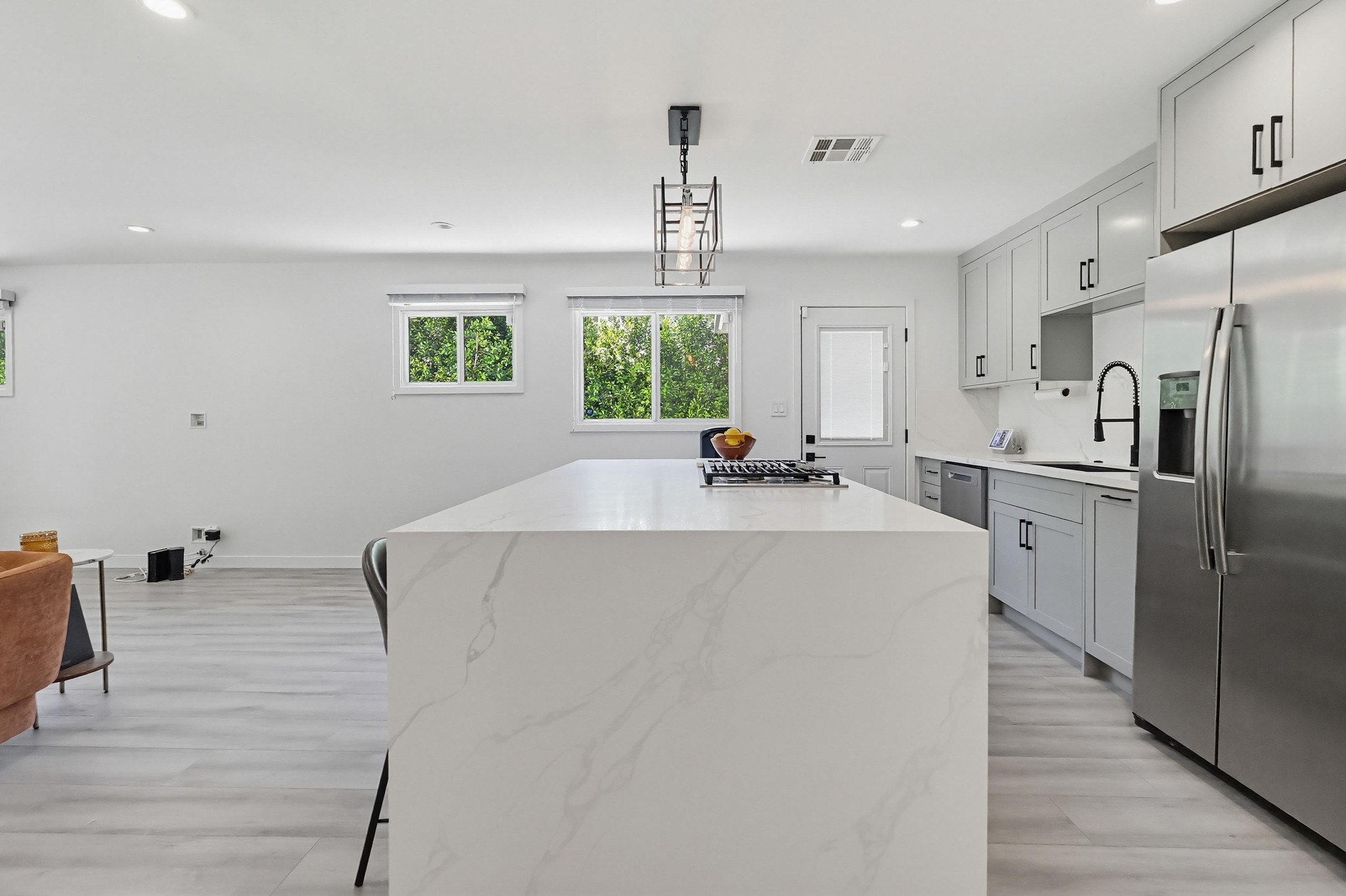Virtual tour photo 11 of 67 for 7058 Fullbright Ave