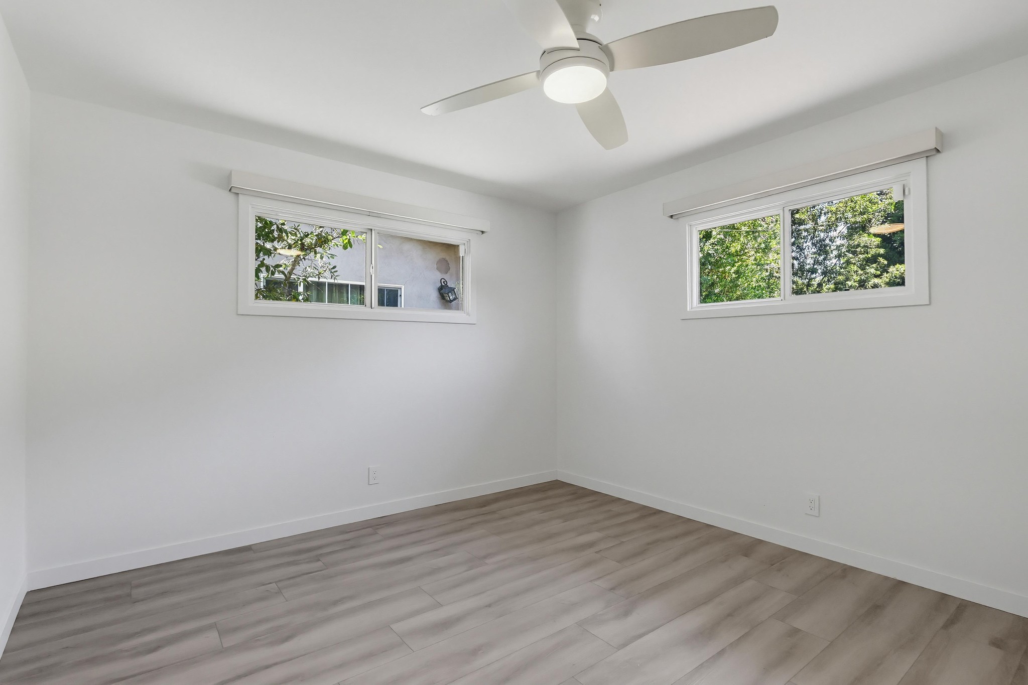 Virtual tour photo 33 of 67 for 7058 Fullbright Ave