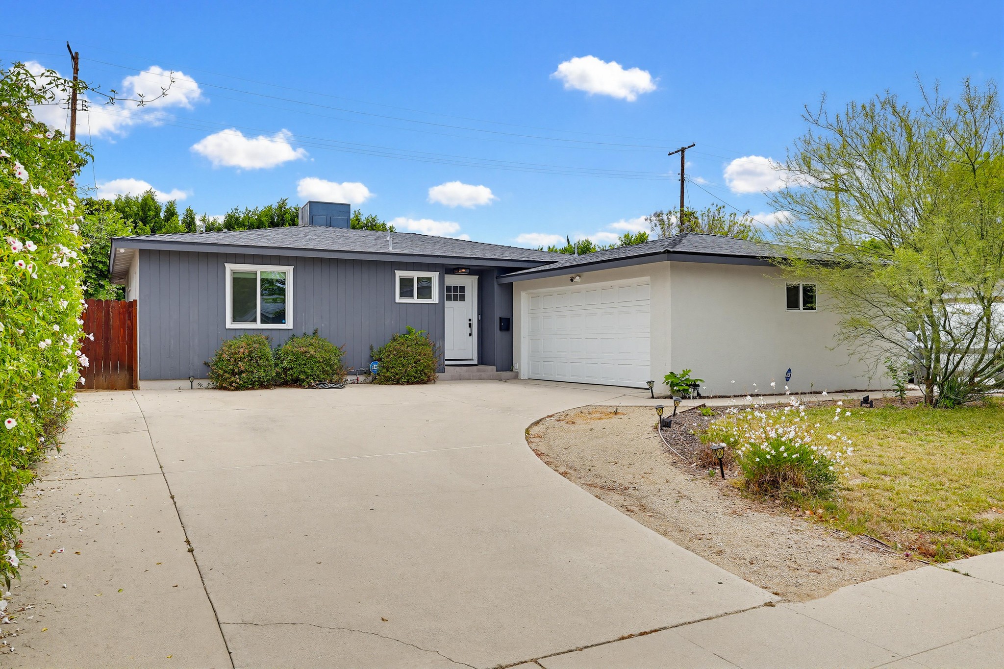 Virtual tour photo 3 of 57 for 7058 Fullbright Ave