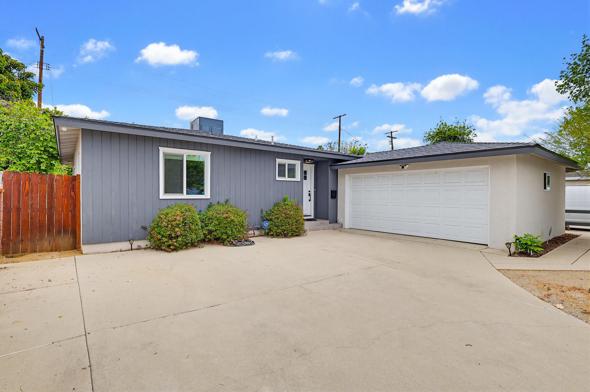 Virtual tour photo 7 of 57 for 7058 Fullbright Ave