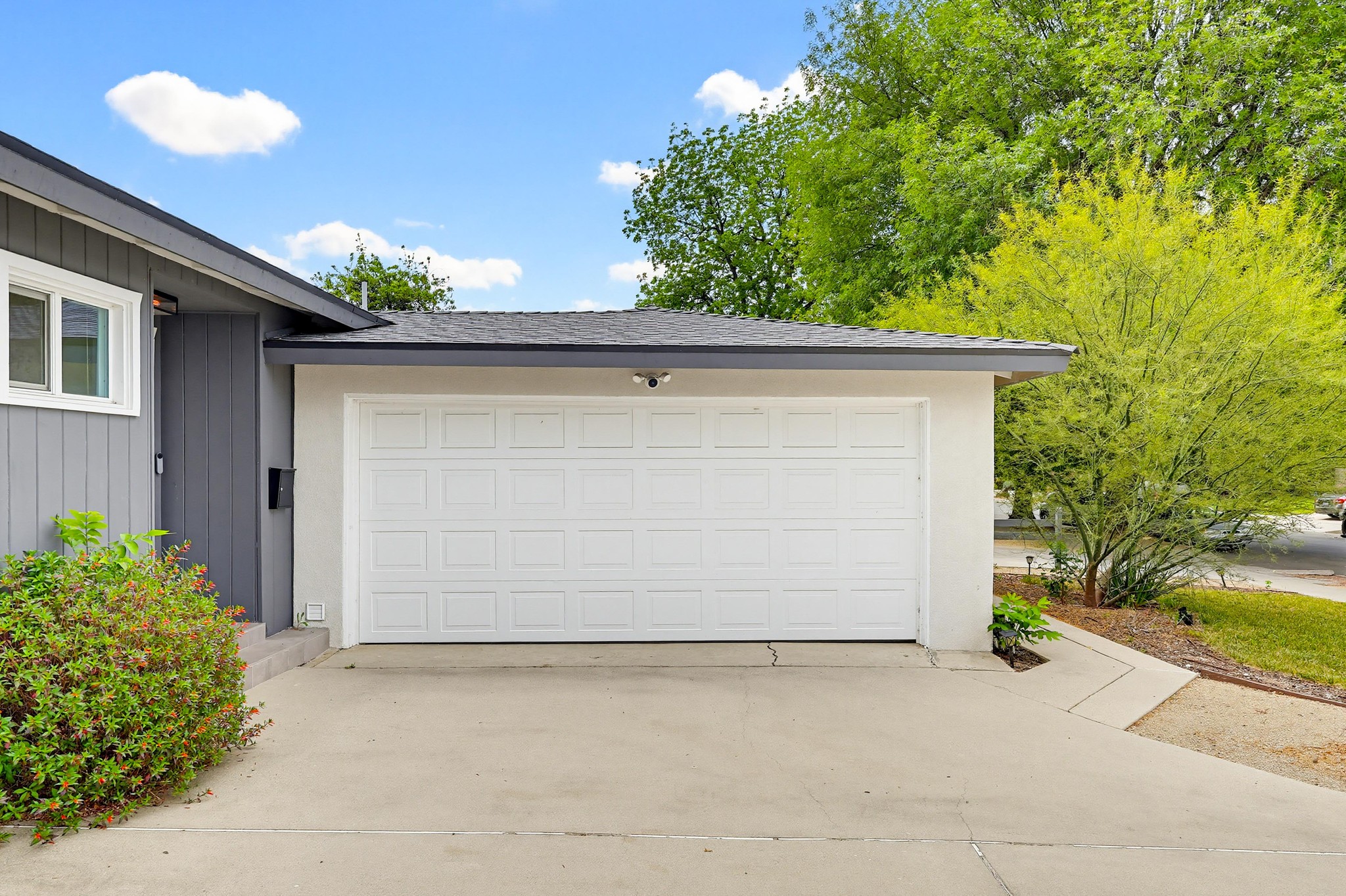 Virtual tour photo 8 of 57 for 7058 Fullbright Ave