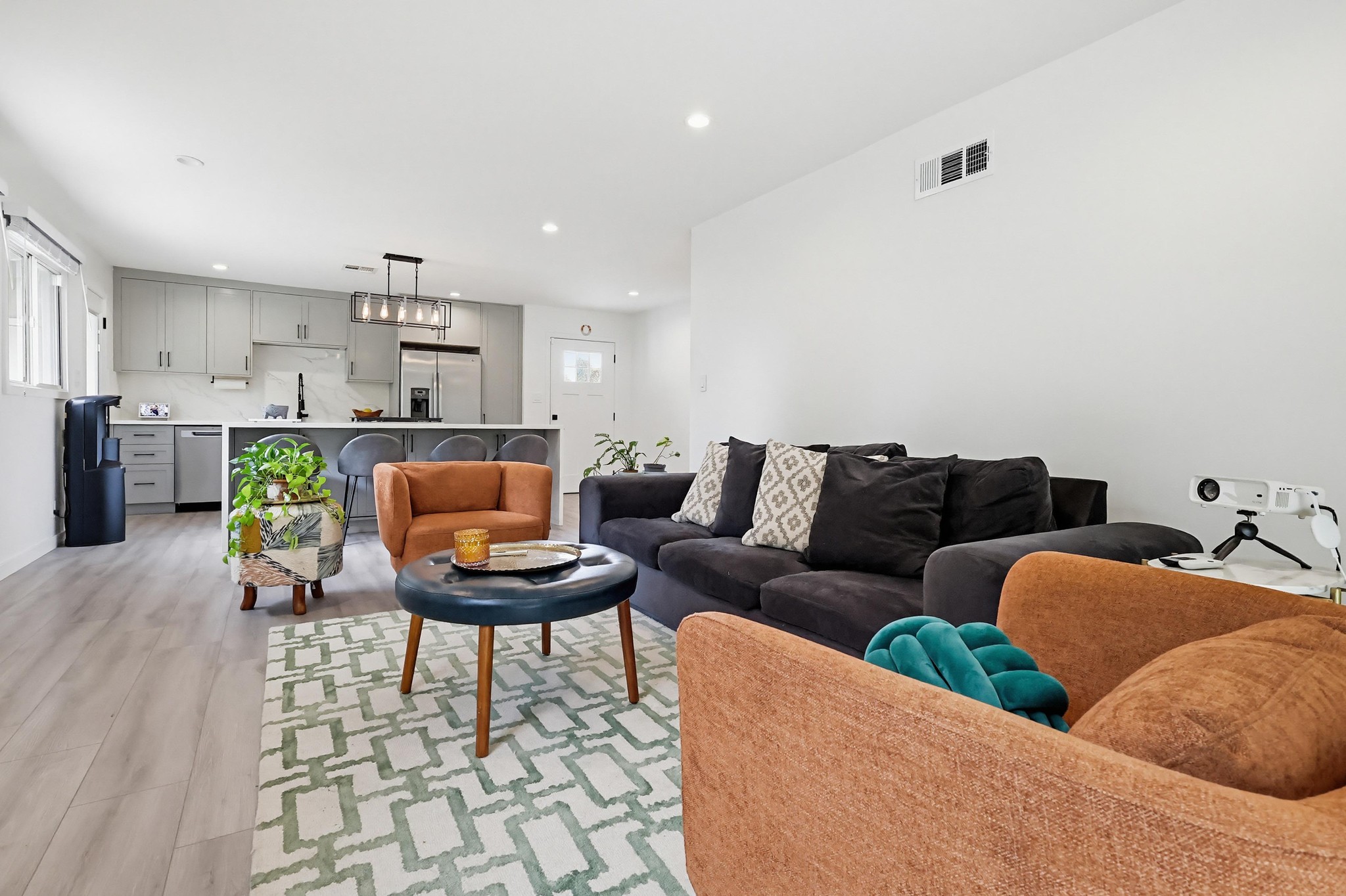 Virtual tour photo 22 of 57 for 7058 Fullbright Ave