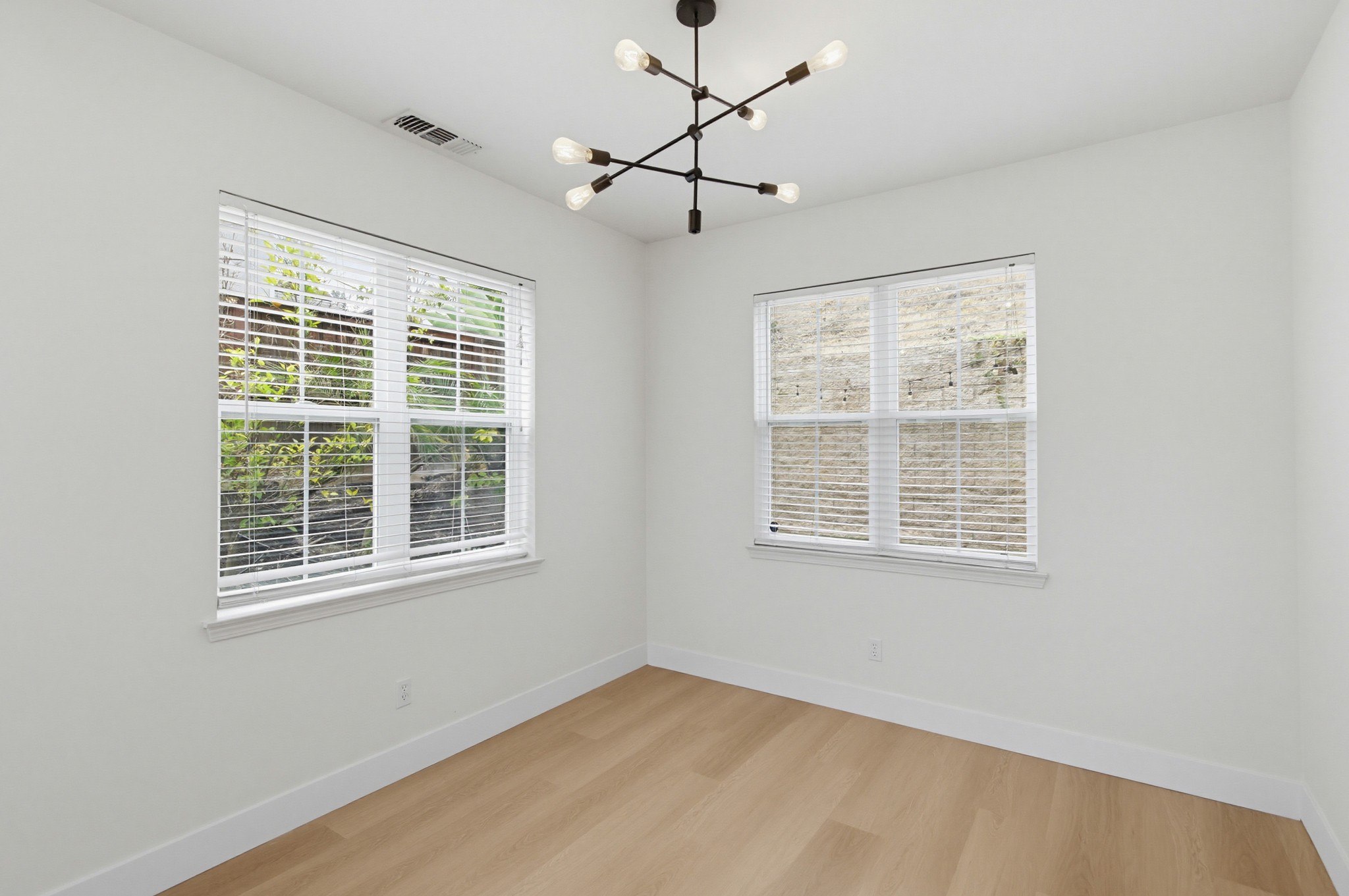 Virtual tour photo 7 of 69 for 706 Casita Ln