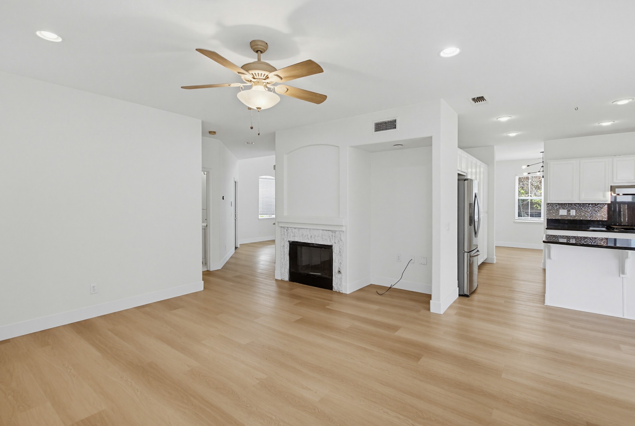 Virtual tour photo 12 of 69 for 706 Casita Ln