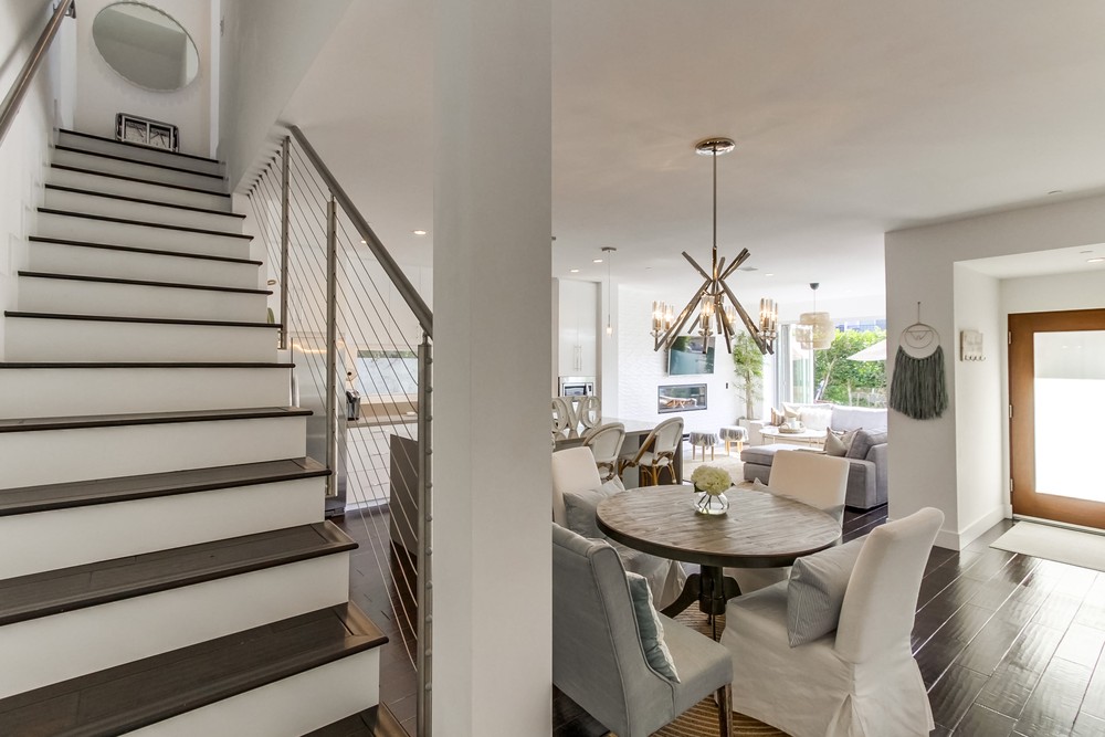 Virtual tour photo 22 of 49 for 706 Sapphire St