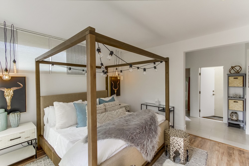 Virtual tour photo 25 of 49 for 706 Sapphire St