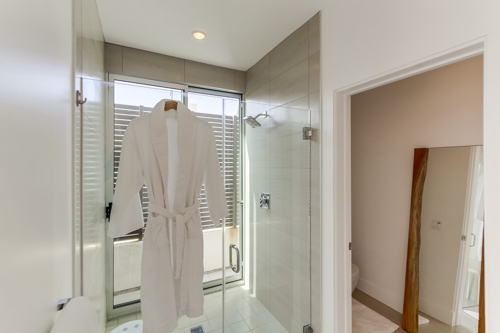Virtual tour photo 29 of 49 for 706 Sapphire St
