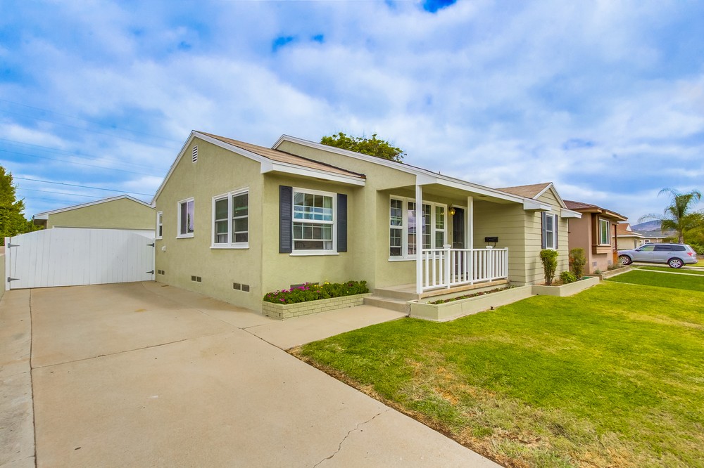 Virtual tour photo 4 of 46 for 7068 Glenroy Street