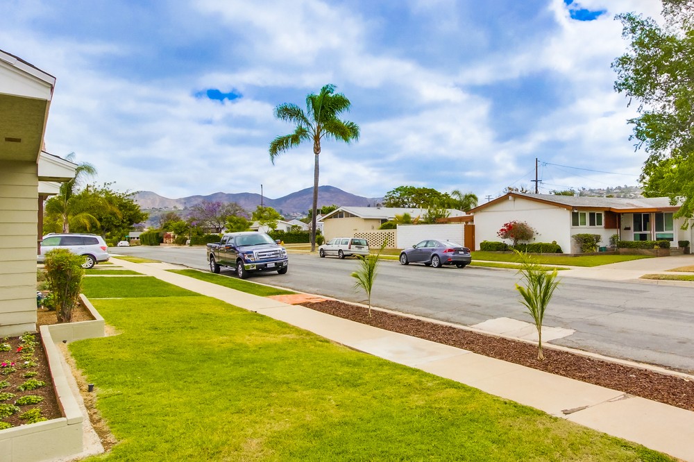 Virtual tour photo 6 of 46 for 7068 Glenroy Street