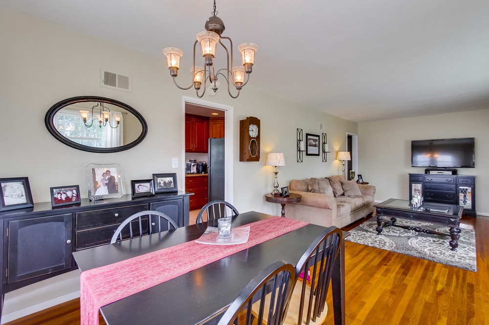Virtual tour photo 16 of 46 for 7068 Glenroy Street