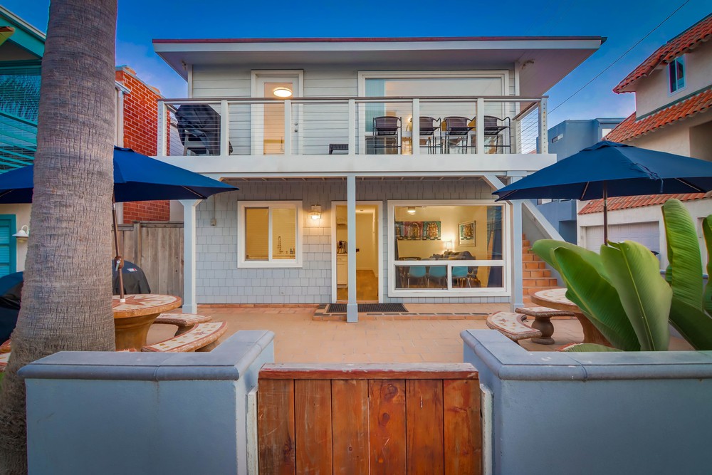 Virtual tour photo 1 of 101 for 707 Ensenada Ct