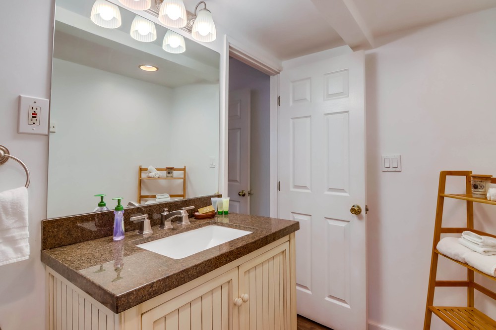 Virtual tour photo 26 of 101 for 707 Ensenada Ct