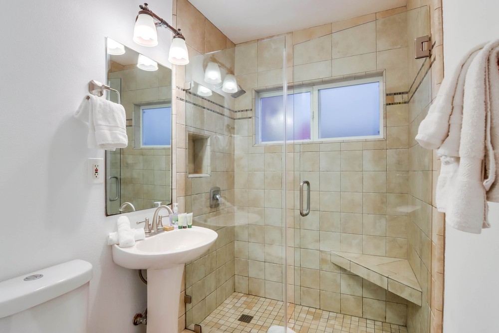 Virtual tour photo 33 of 101 for 707 Ensenada Ct