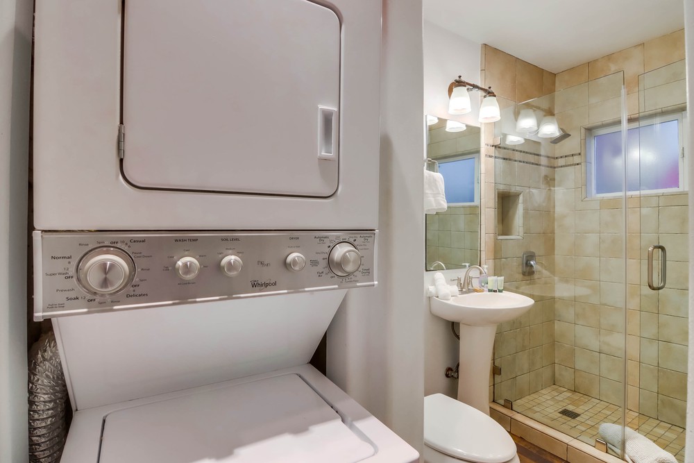 Virtual tour photo 34 of 101 for 707 Ensenada Ct