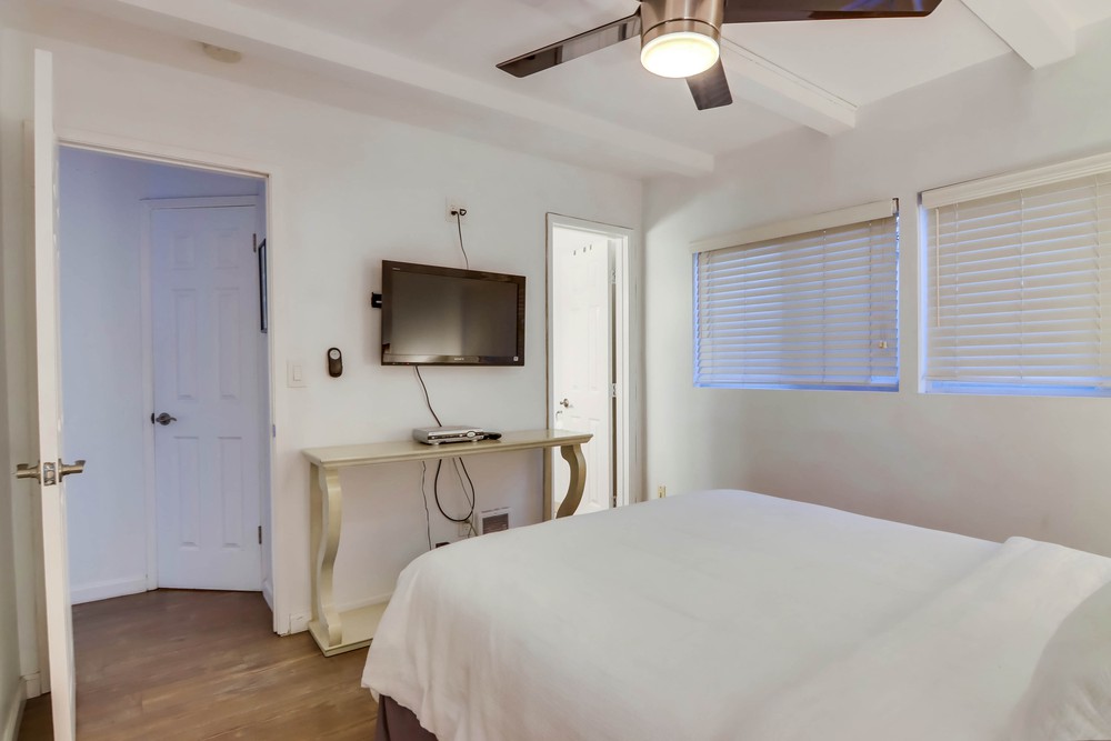 Virtual tour photo 72 of 101 for 707 Ensenada Ct