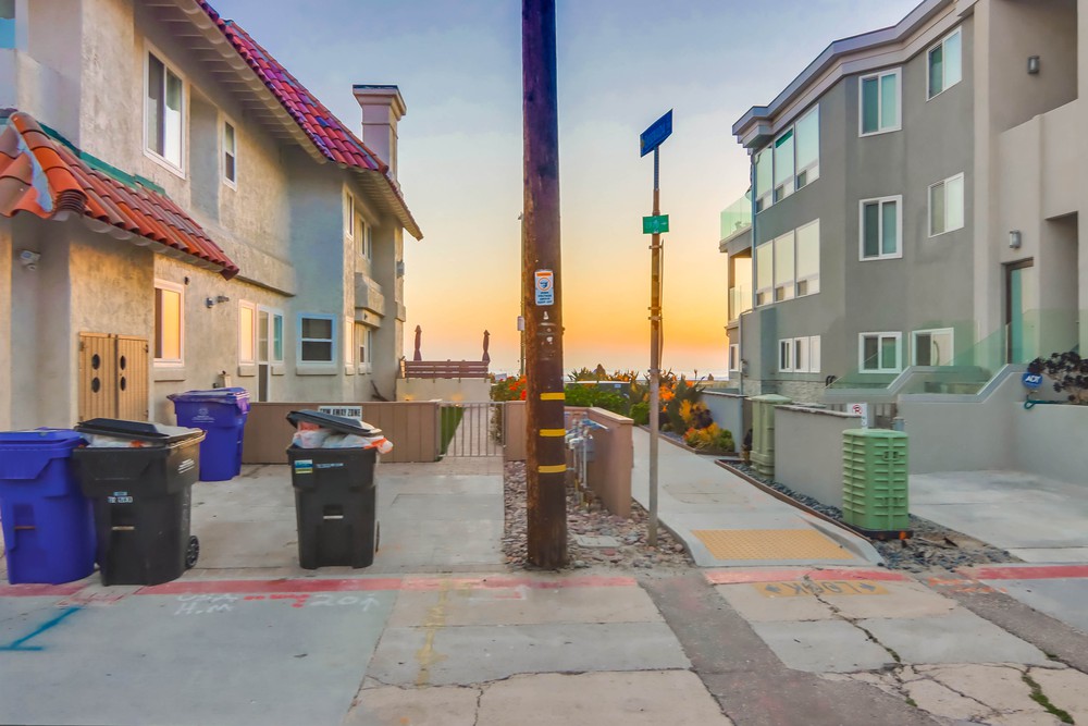 Virtual tour photo 93 of 101 for 707 Ensenada Ct
