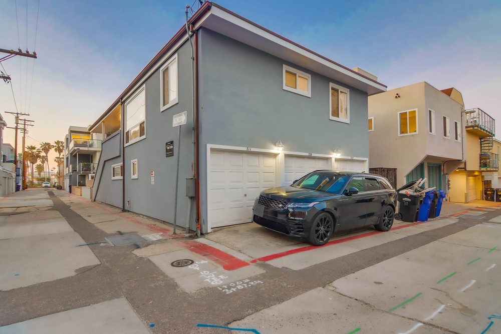 Virtual tour photo 102 of 101 for 707 Ensenada Ct