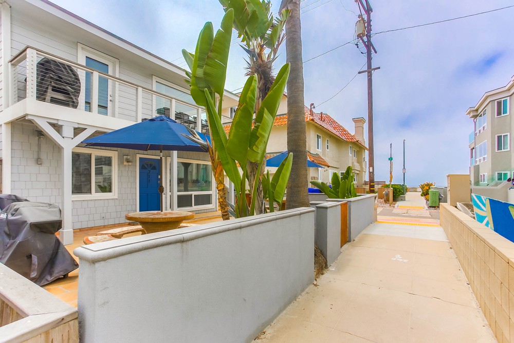 Virtual tour photo 5 of 89 for 707 Ensenada Ct