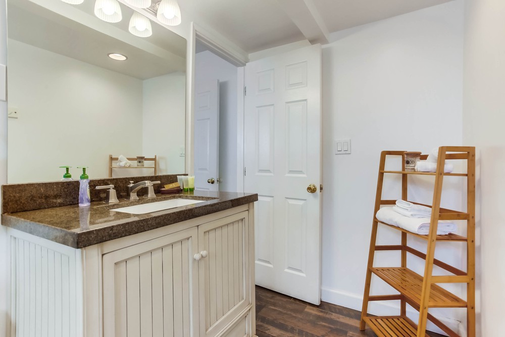 Virtual tour photo 30 of 89 for 707 Ensenada Ct