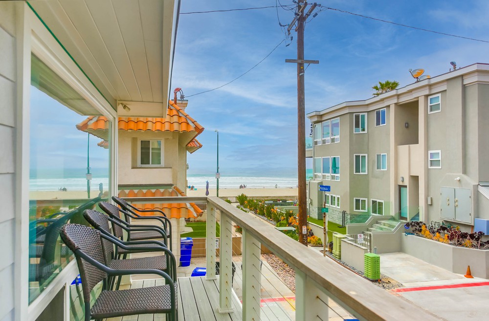 Virtual tour photo 60 of 89 for 707 Ensenada Ct