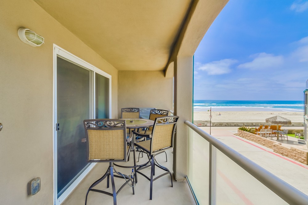 Virtual tour photo 8 of 54 for 707 San Rafael Pl