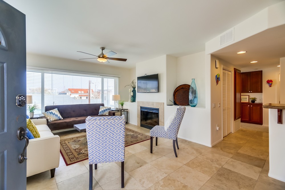 Virtual tour photo 10 of 54 for 707 San Rafael Pl