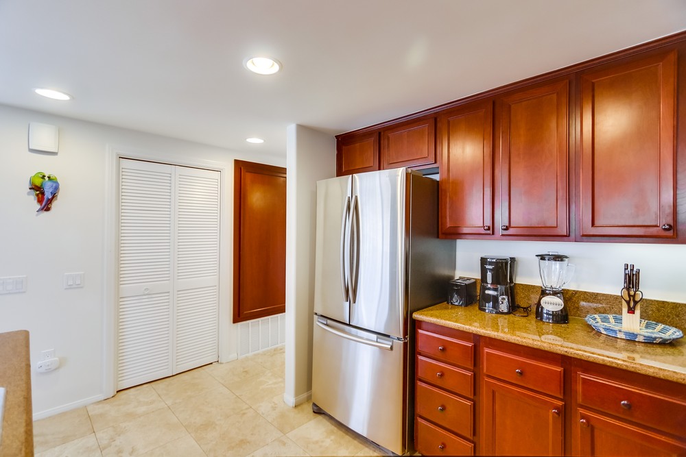 Virtual tour photo 23 of 54 for 707 San Rafael Pl
