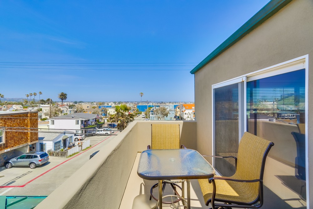 Virtual tour photo 41 of 54 for 707 San Rafael Pl
