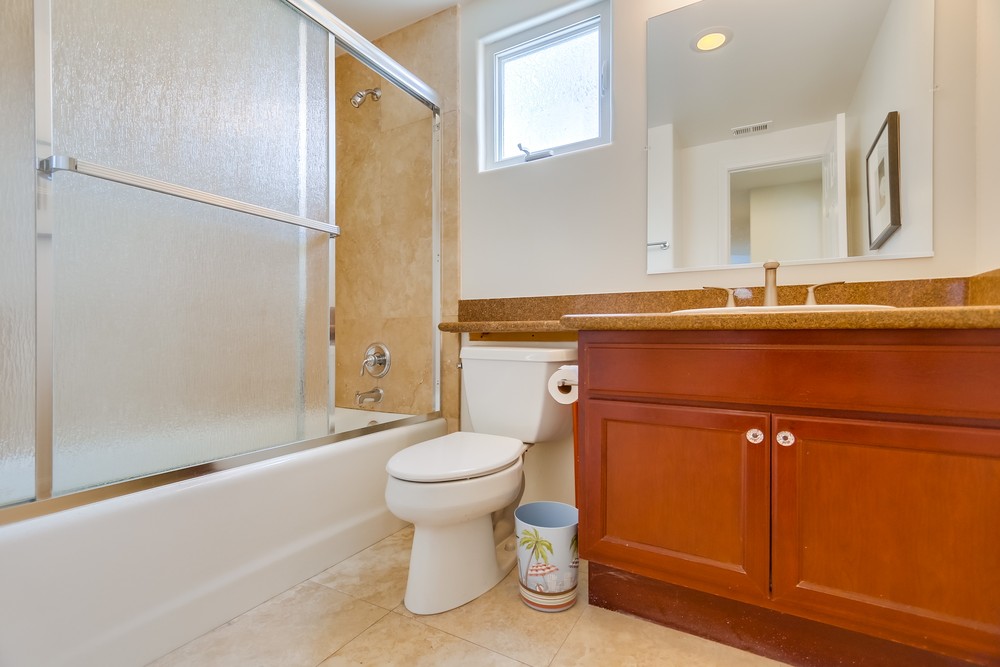 Virtual tour photo 49 of 54 for 707 San Rafael Pl
