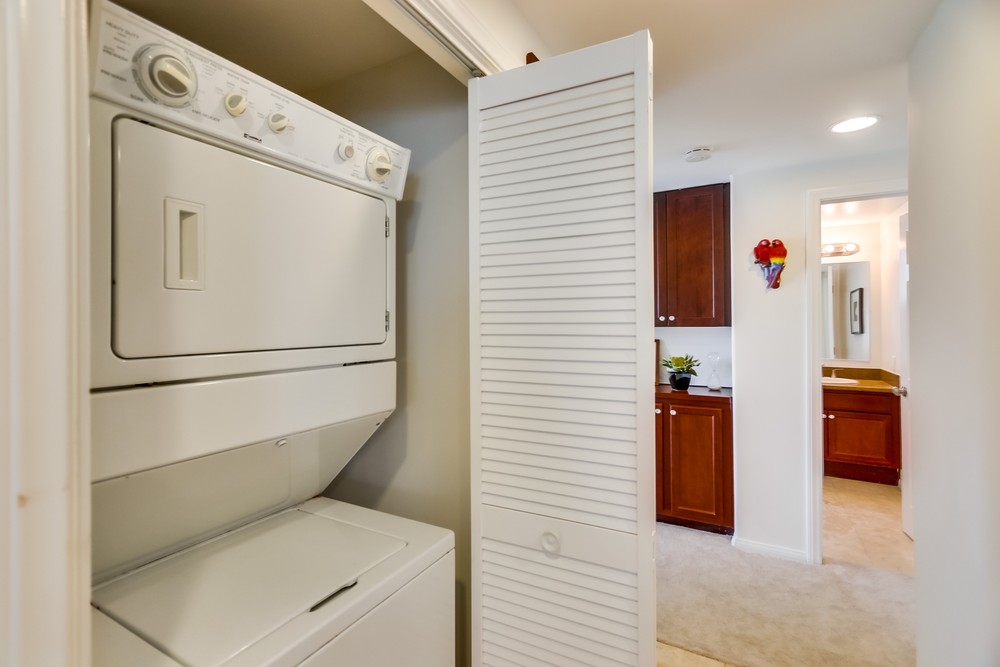 Virtual tour photo 52 of 54 for 707 San Rafael Pl