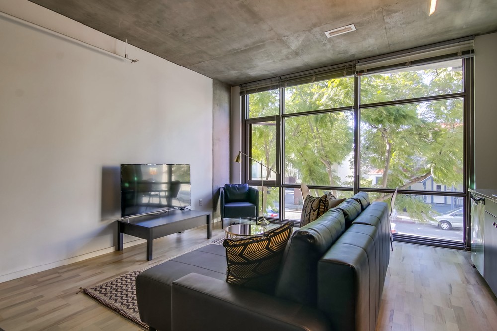 Virtual tour photo 8 of 28 for 707 Tenth Ave