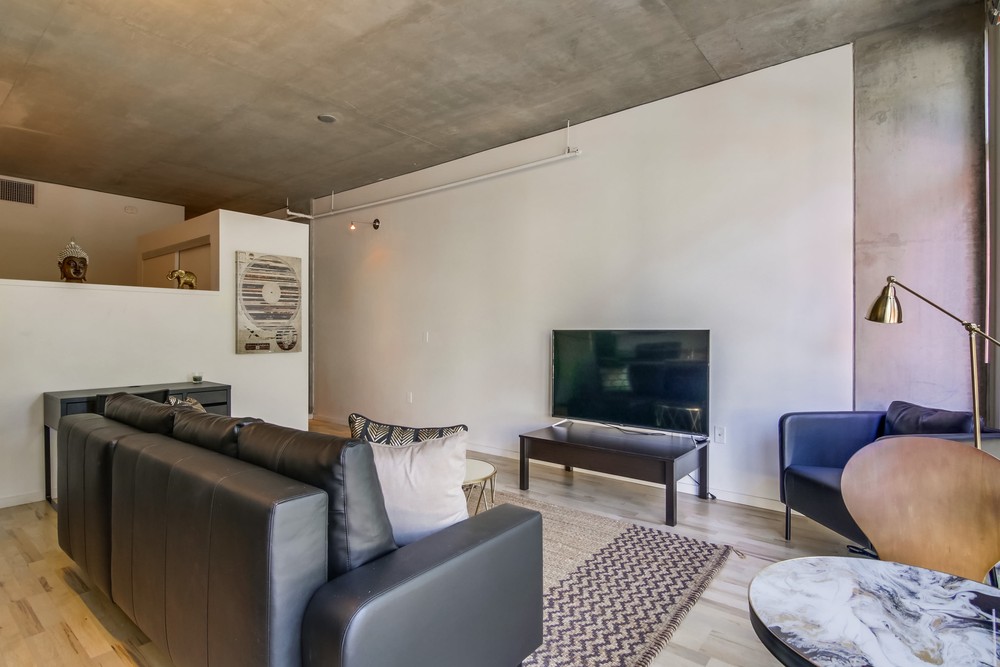 Virtual tour photo 9 of 28 for 707 Tenth Ave