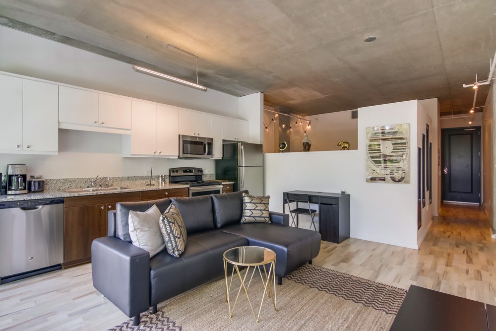 Virtual tour photo 11 of 28 for 707 Tenth Ave