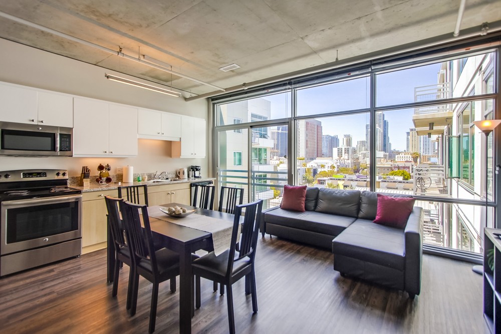 Virtual tour photo 4 of 41 for 707 Tenth Ave